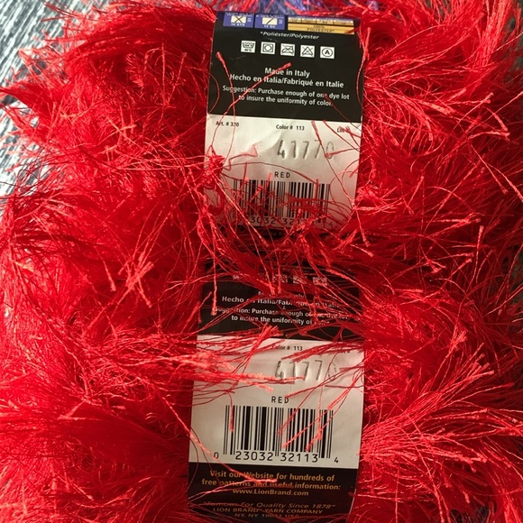 Lion brand Yarn Fun Fur - Picture 4 of 7